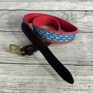 VINEYARD VINES SIZE 30 Pink/Blue Canvas Fish Print Brown Leather BELT